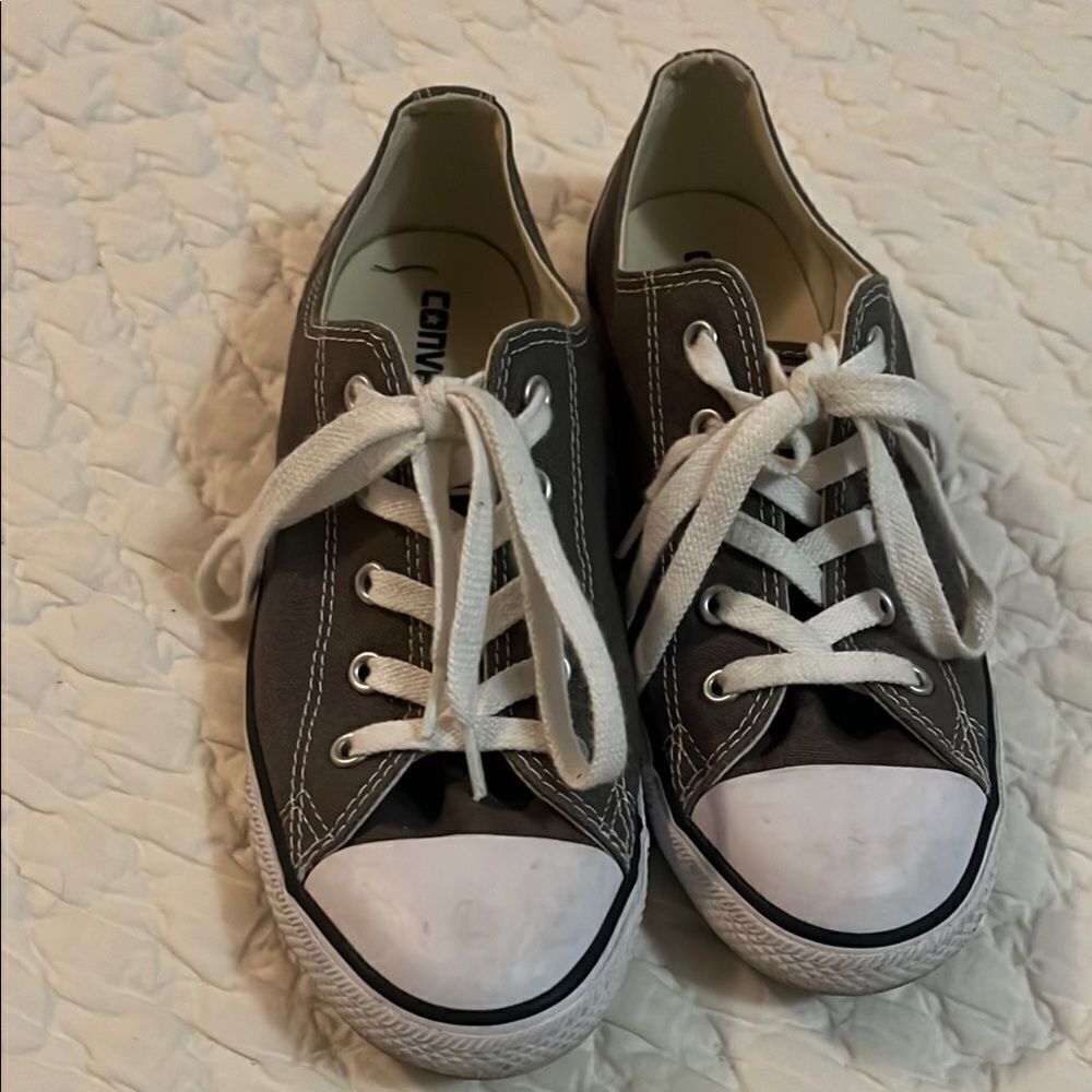 Converse grey sneakers